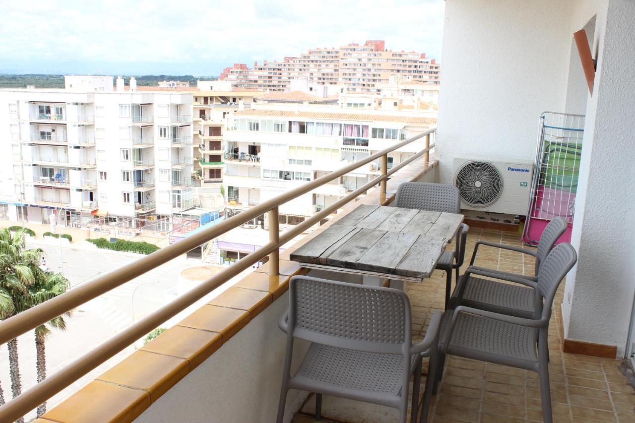 Beautiful Apartment In Front Of Beach, Pool, View Roses Exterior photo
